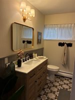 124 North Whistler Avenue, Freeport, IL 61032