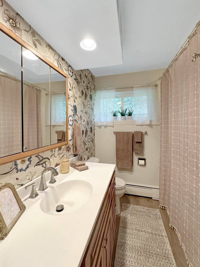 124 North Whistler C4 Avenue, Freeport, IL 61032
