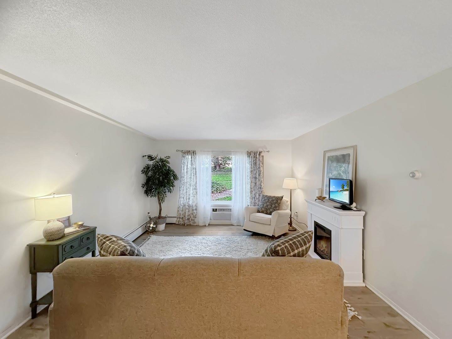 124 North Whistler C4 Avenue, Freeport, IL 61032