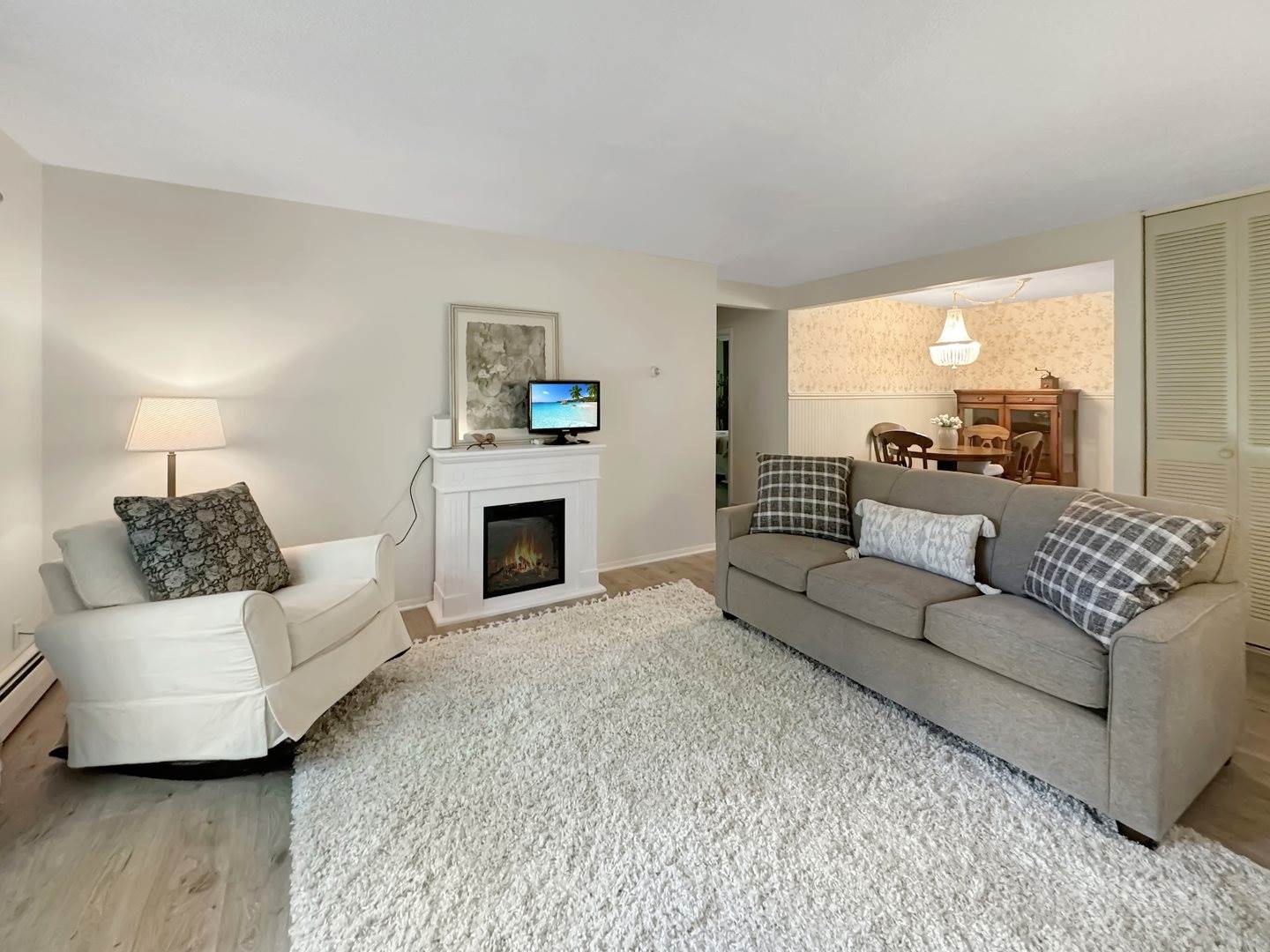 124 North Whistler C4 Avenue, Freeport, IL 61032