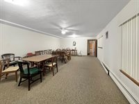 124 North Whistler C4 Avenue, Freeport, IL 61032