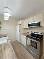 124 North Whistler C4 Avenue, Freeport, IL 61032