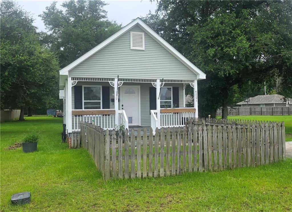 42291 Joshua Drive, Ponchatoula, LA 70454