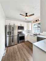 904 South Mckinley Avenue, Freeport, IL 61032