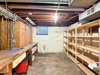 904 South Mckinley Avenue, Freeport, IL 61032