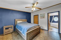 302 Redwine Drive, Houghton Lake, MI 48629