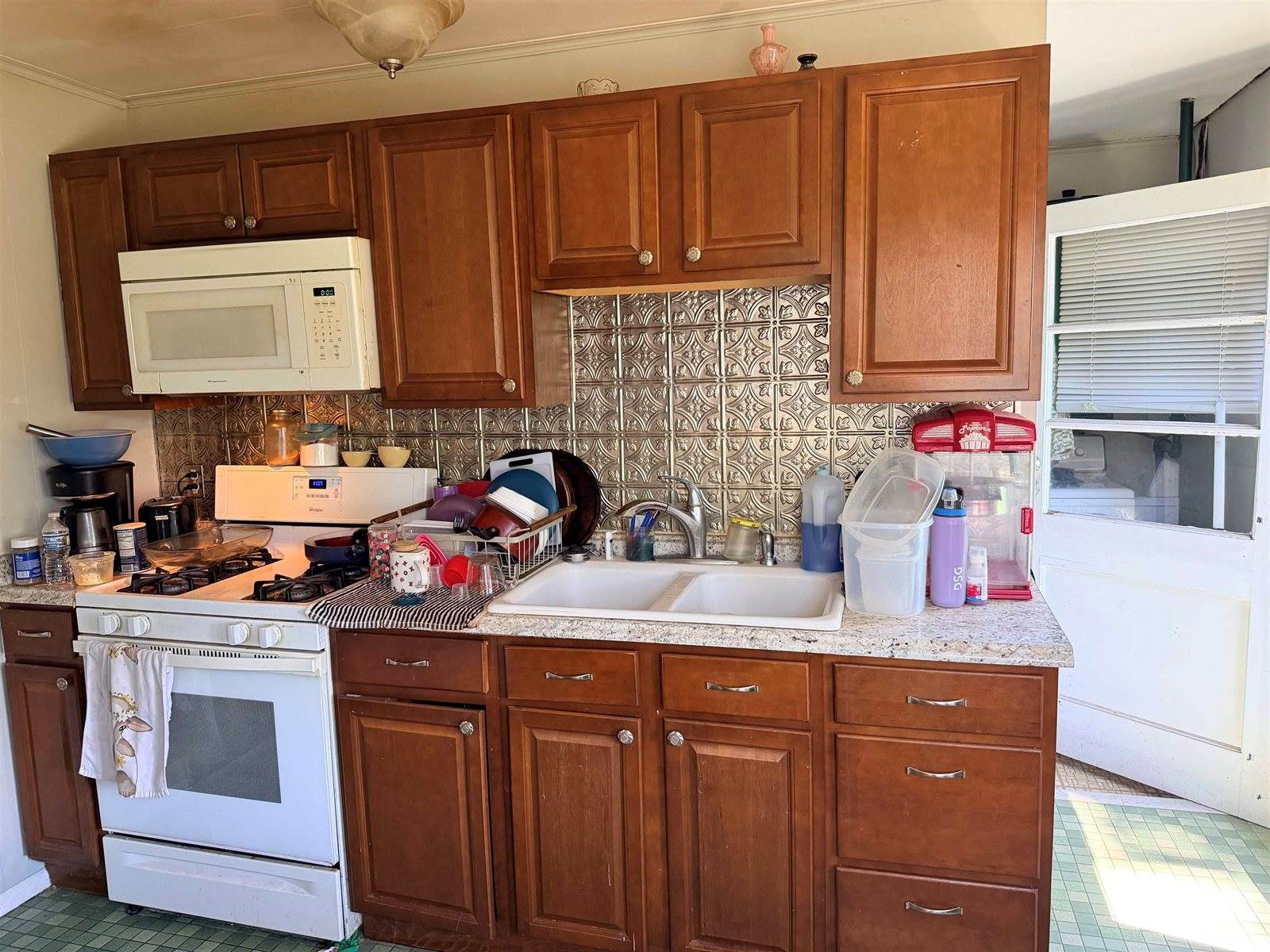 420 S Keesling Road, Muncie, IN 47304
