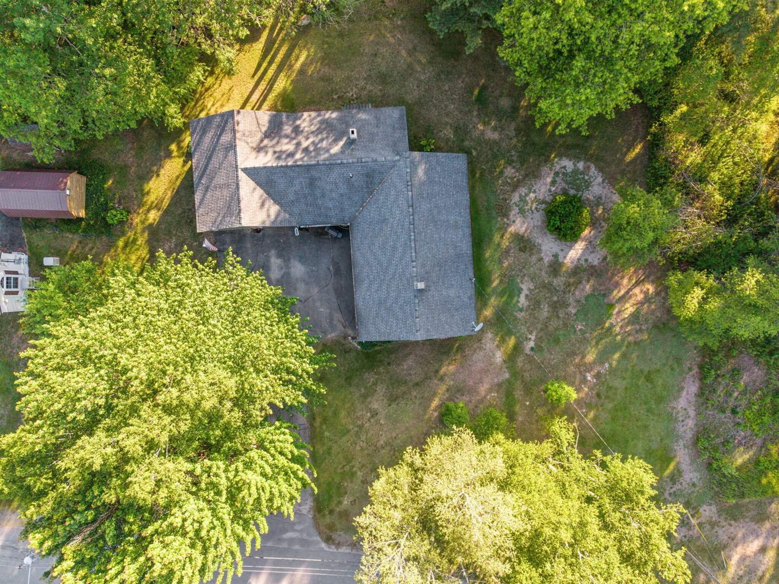 4 Mann Street, Howland, ME 04448