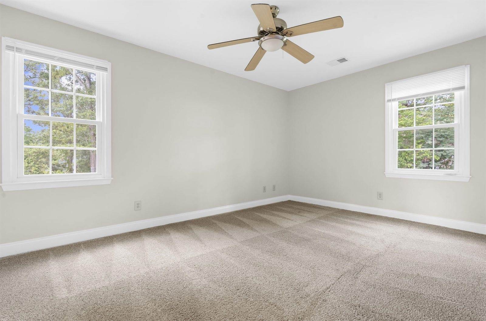 104 Greendale Court, Summerville, SC 29485