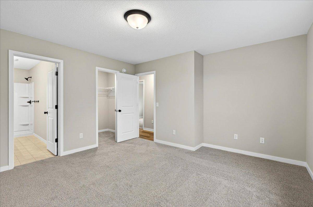 37524 Greenway Avenue, North Branch, MN 55056