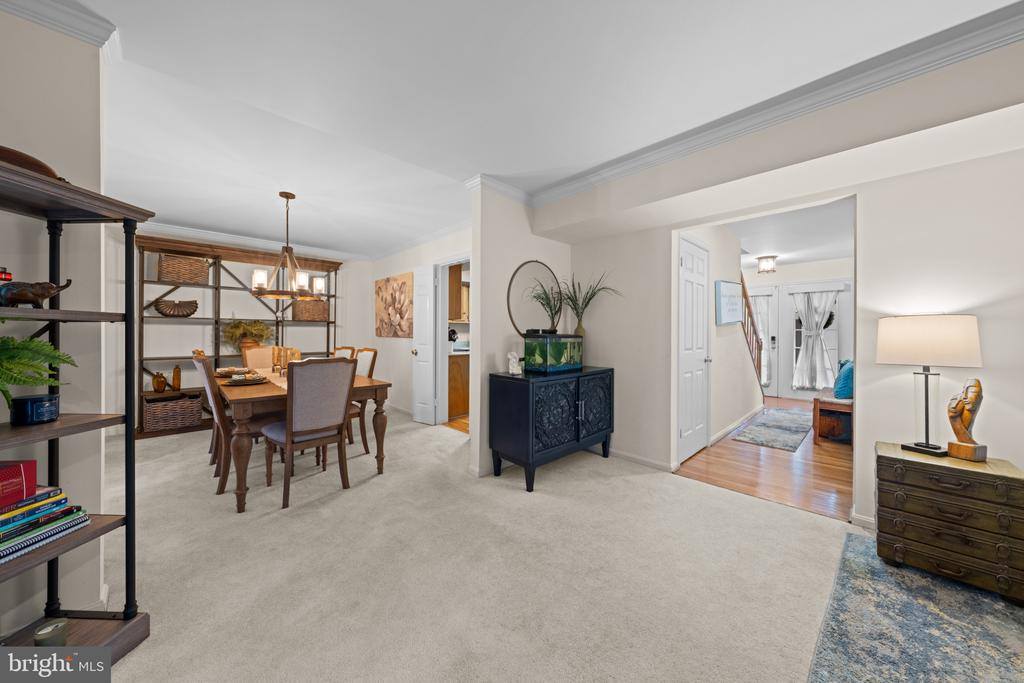 20668 Highland Hall Drive, Gaithersburg, MD 20886