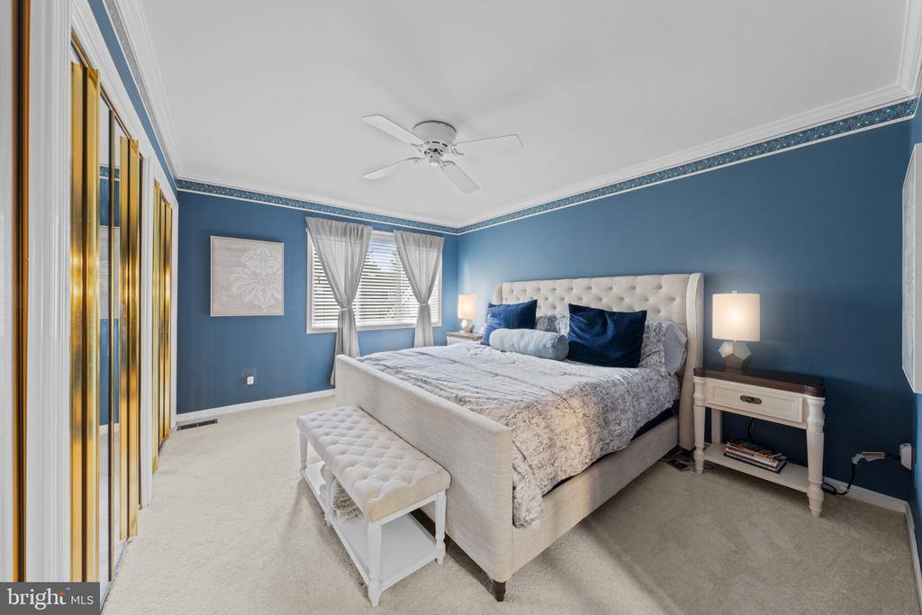 20668 Highland Hall Drive, Gaithersburg, MD 20886