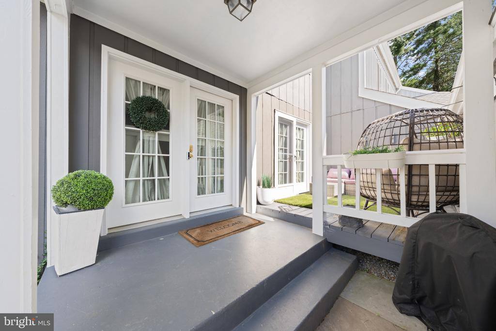 20668 Highland Hall Drive, Gaithersburg, MD 20886