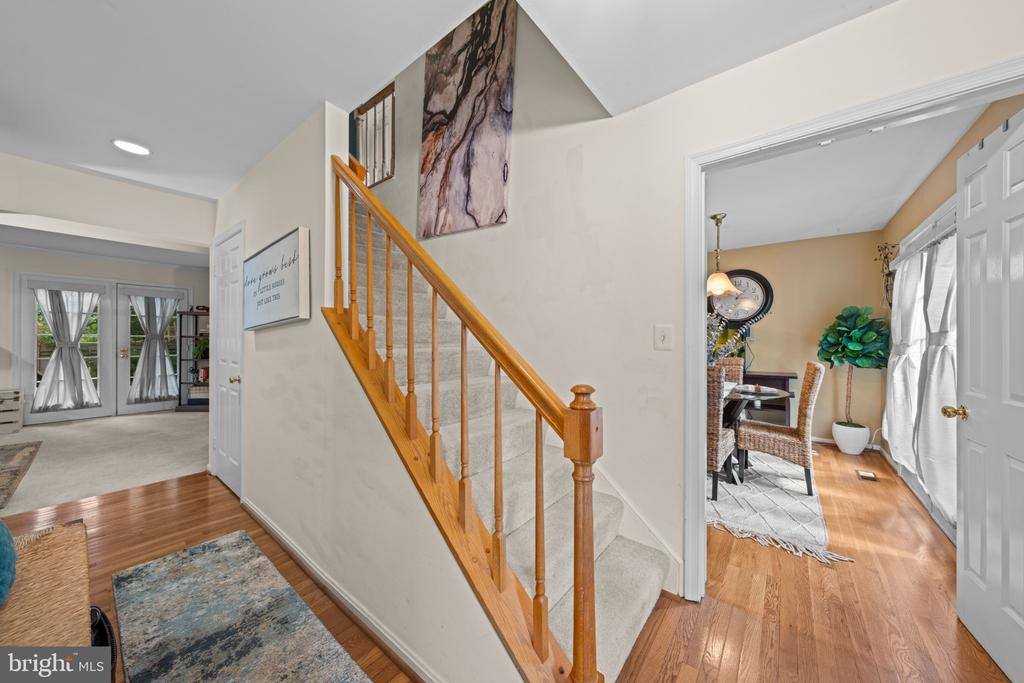 20668 Highland Hall Drive, Gaithersburg, MD 20886