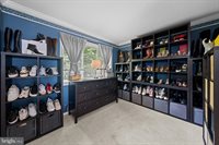 20668 Highland Hall Drive, Gaithersburg, MD 20886
