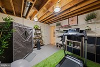 20668 Highland Hall Drive, Gaithersburg, MD 20886