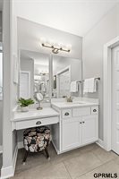 15463 Ogden Circle, Omaha, NE 68116