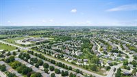 15463 Ogden Circle, Omaha, NE 68116