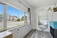 2961 Sullivant Avenue, Columbus, OH 43204