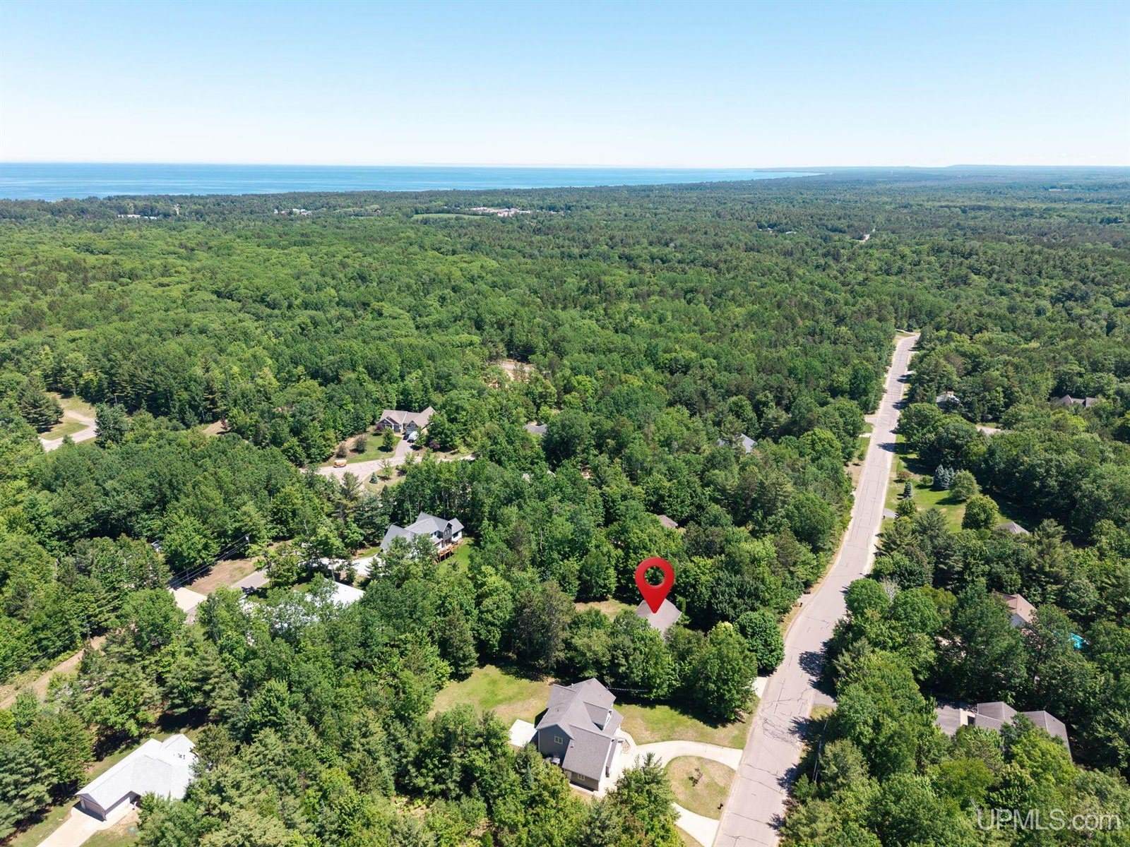 22 Stephen Lee Drive, Marquette, MI 49855