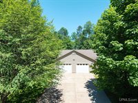 22 Stephen Lee Drive, Marquette, MI 49855
