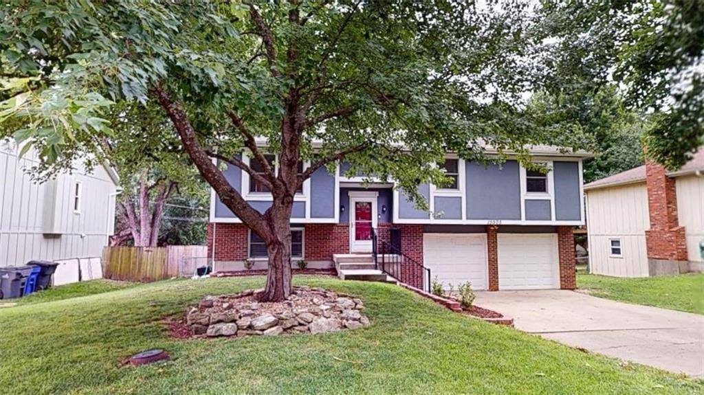 15905 West 154th Street, Olathe, KS 66062