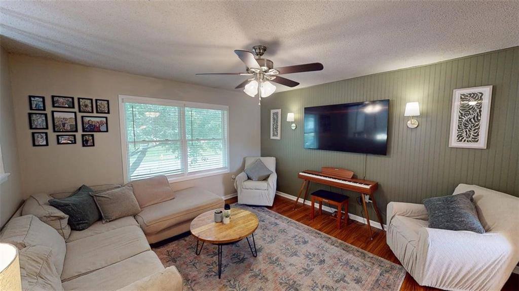 15905 West 154th Street, Olathe, KS 66062