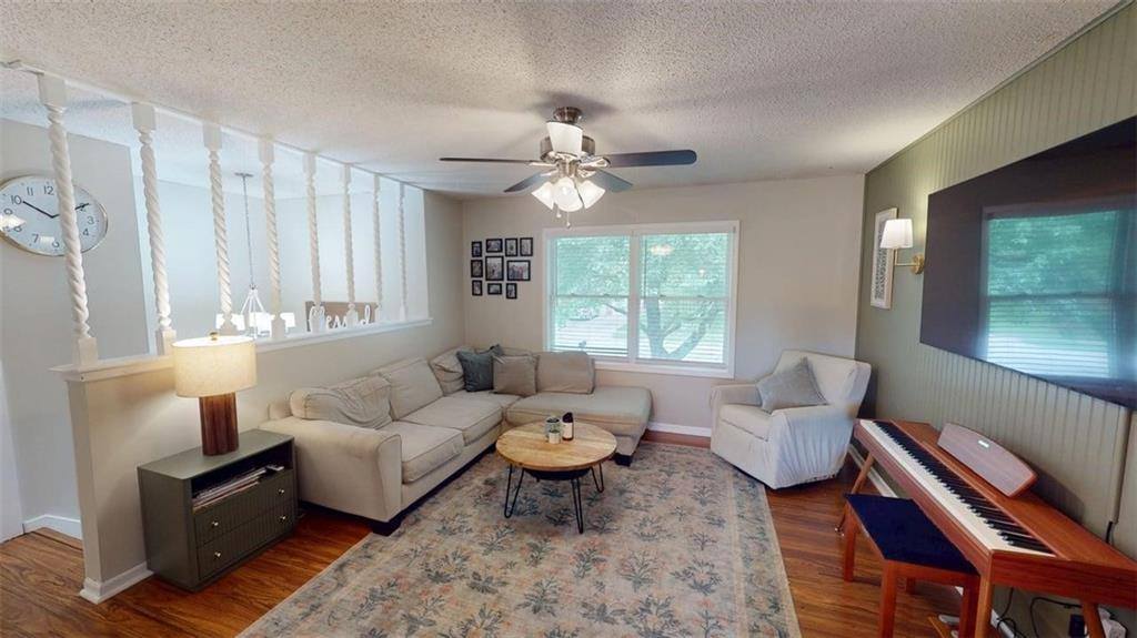 15905 West 154th Street, Olathe, KS 66062