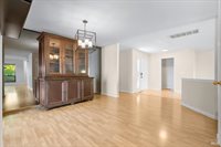 4736 Shade Tree Lane, Santa Rosa, CA 95405