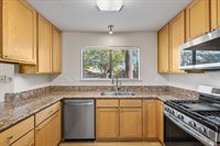 4736 Shade Tree Lane, Santa Rosa, CA 95405