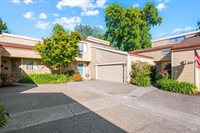 4736 Shade Tree Lane, Santa Rosa, CA 95405