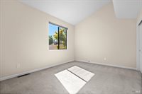 4736 Shade Tree Lane, Santa Rosa, CA 95405