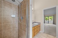 4736 Shade Tree Lane, Santa Rosa, CA 95405