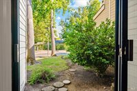 4736 Shade Tree Lane, Santa Rosa, CA 95405