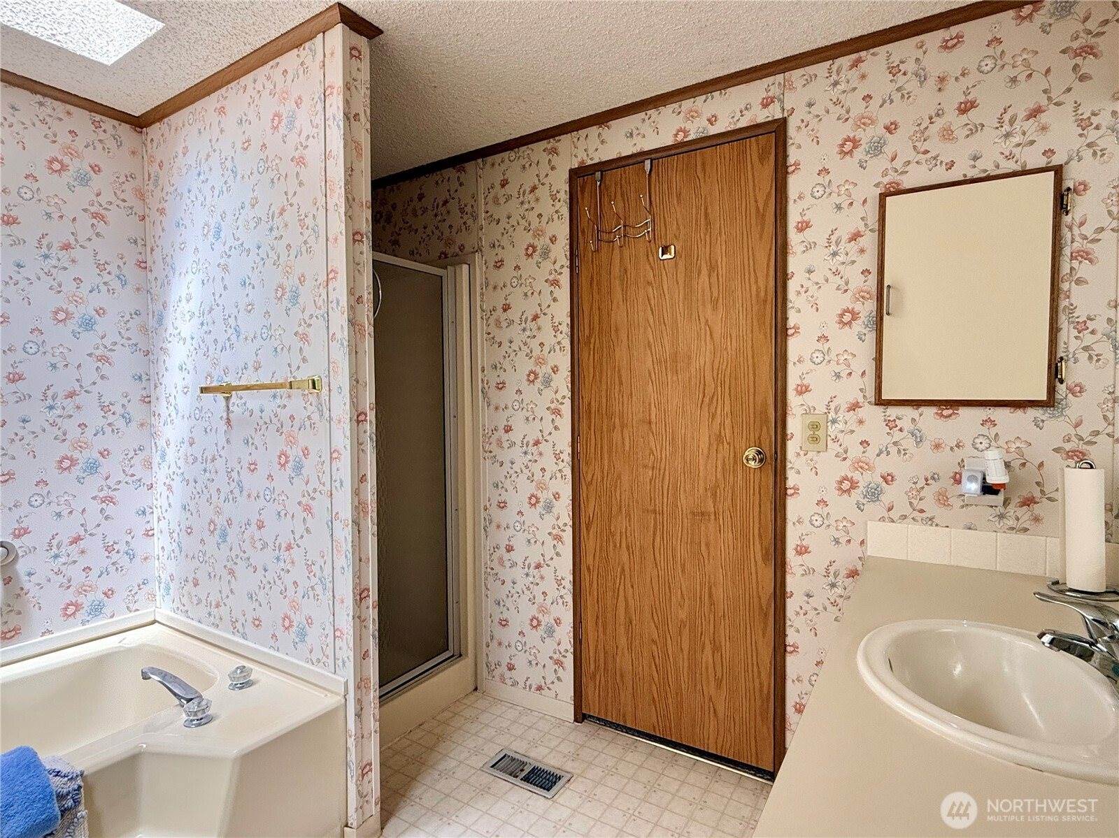 1352 Alonda Lane NE, Olympia, WA 98516