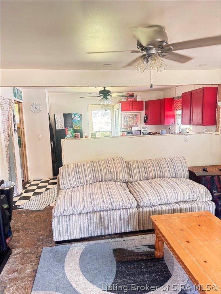 735 Cornell Avenue West, Clarksville, IN 47129