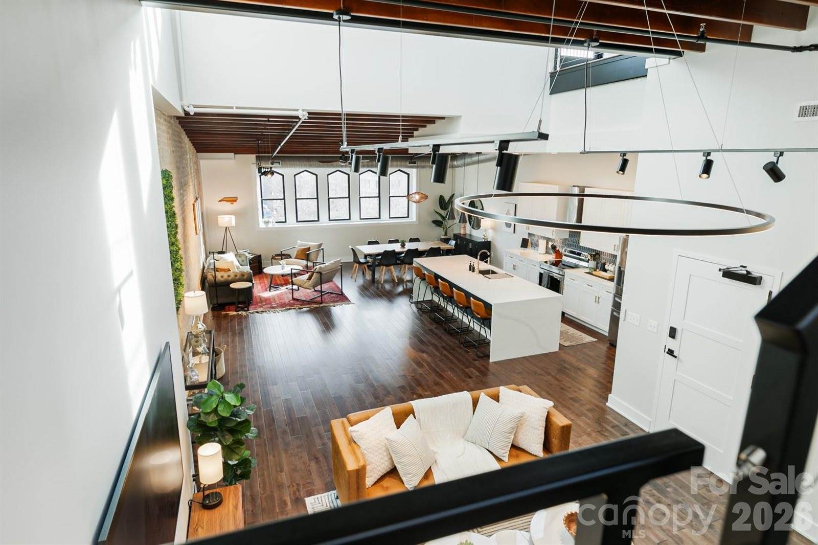 122 College Street, Asheville, NC 28801