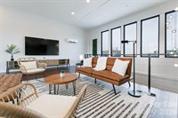 122 College Street, Asheville, NC 28801