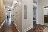 122 College Street, Asheville, NC 28801