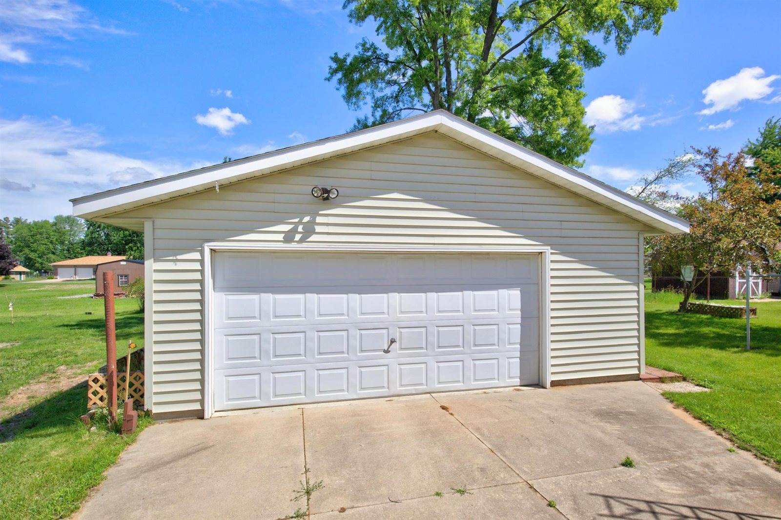 908 W 5th Street, Nekoosa, WI 54457