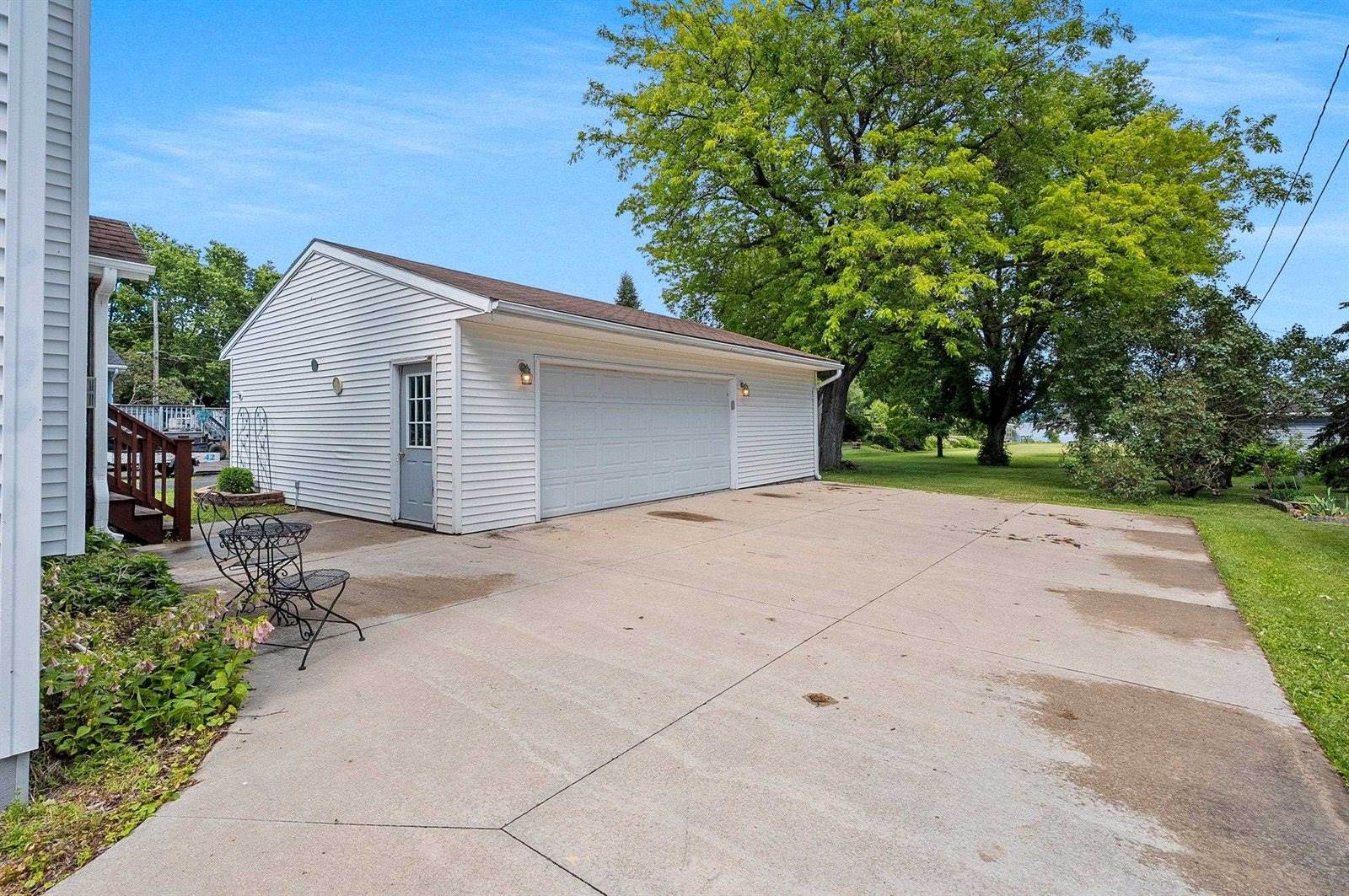 N8599 Lakeshore Drive, Fond Du Lac, WI 54937