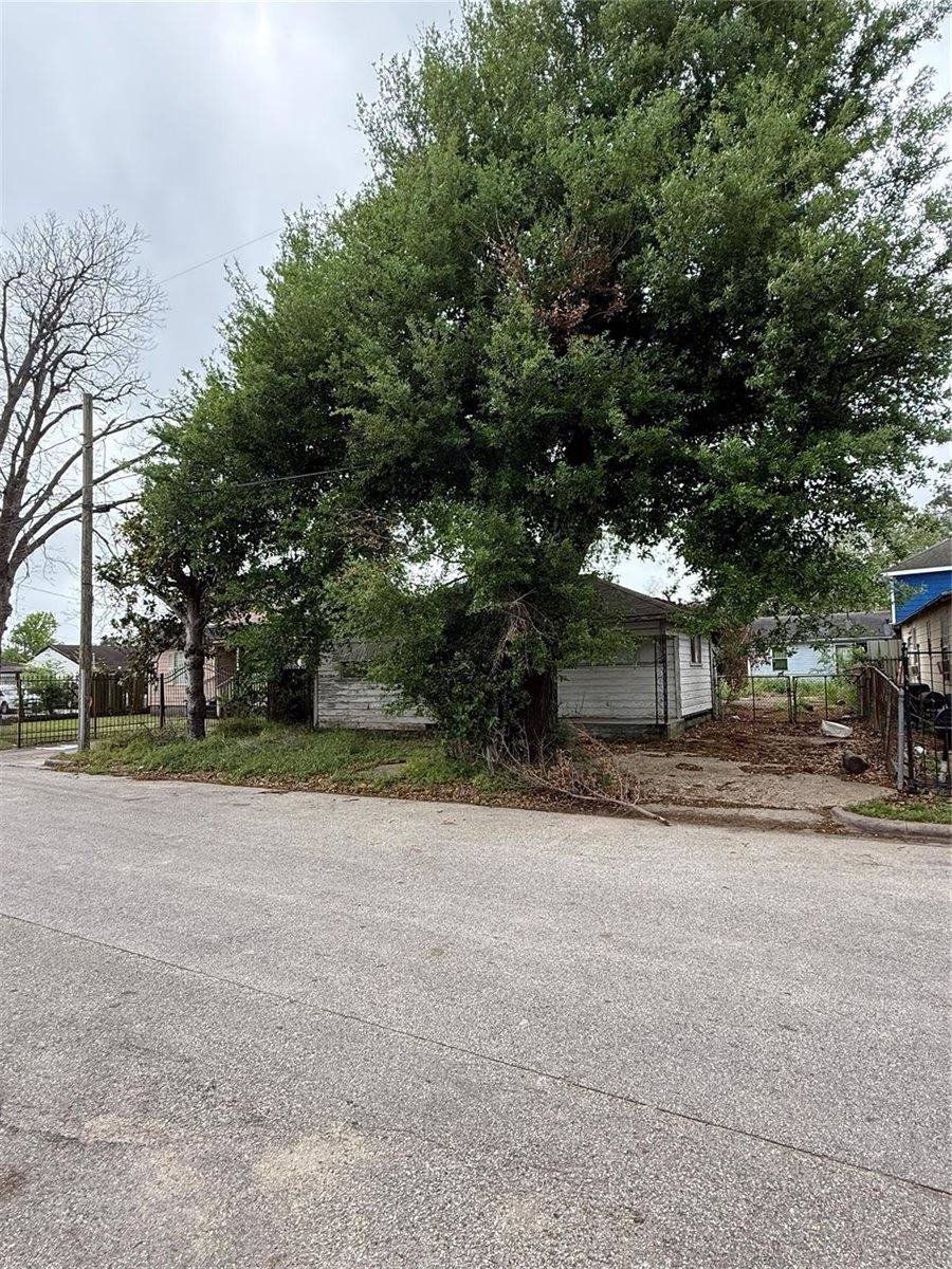 5315 Terry Street, Houston, TX 77009