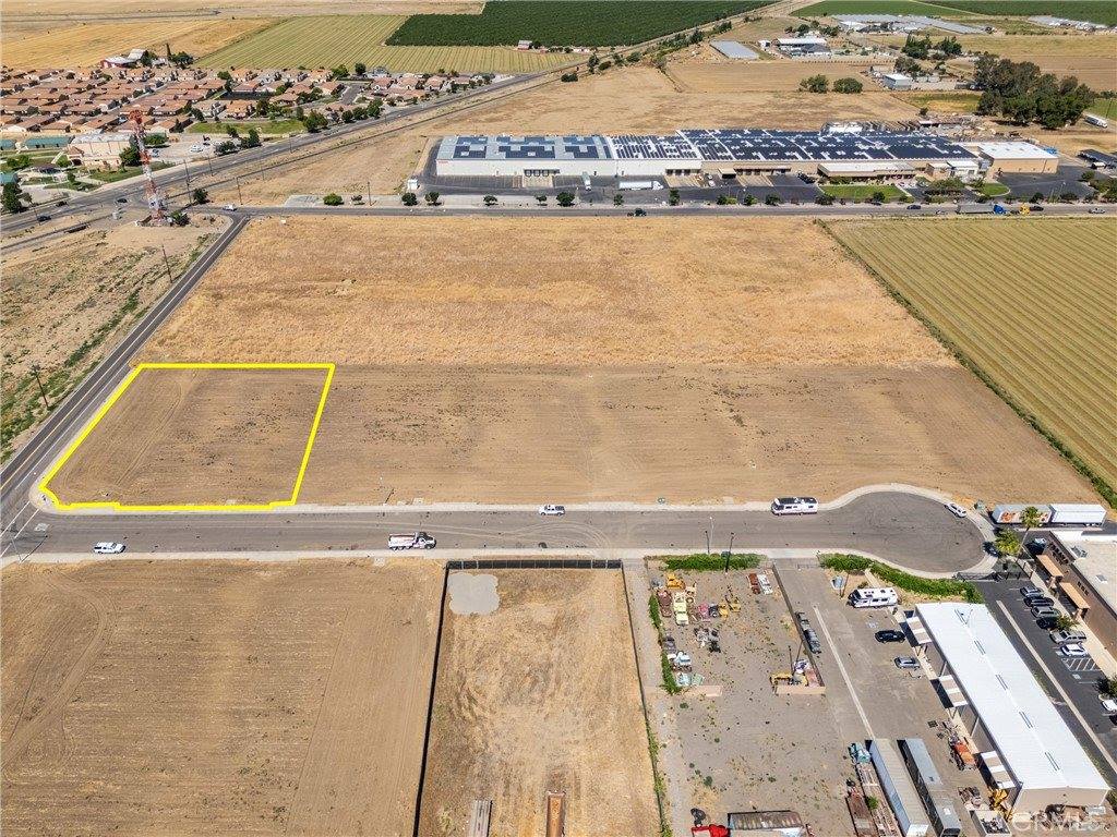203 Commerce, Los Banos, CA 93635