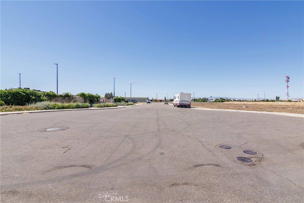 204 Commerce, Los Banos, CA 93635