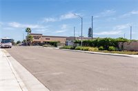 204 Commerce, Los Banos, CA 93635