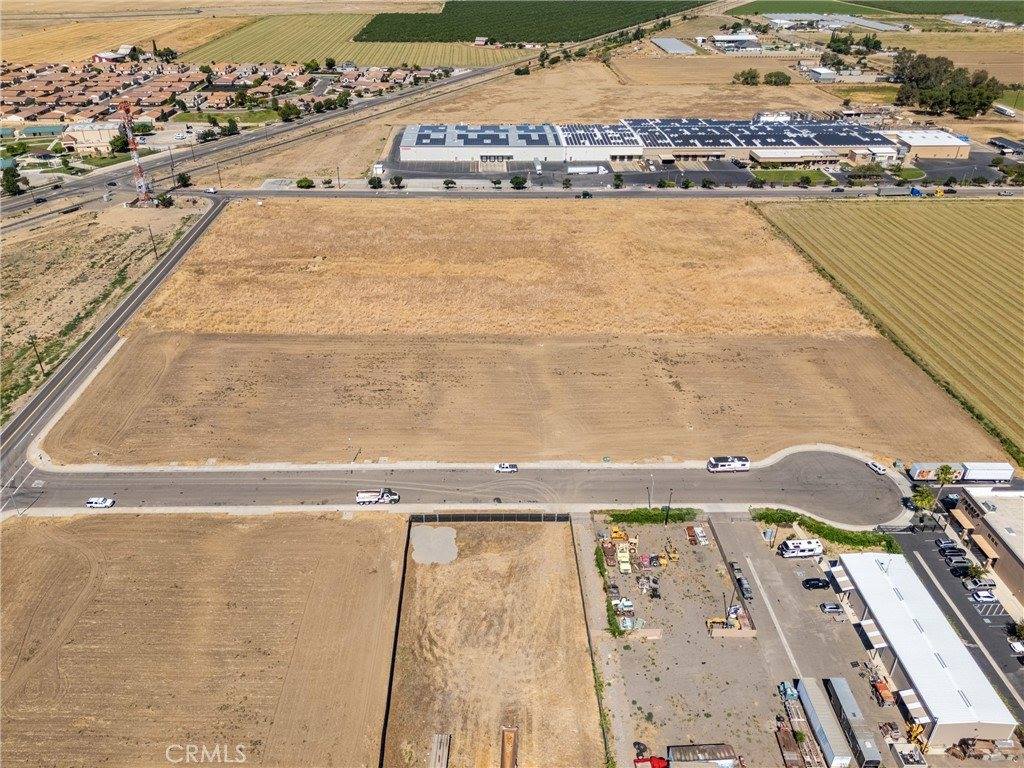215 Commerce, Los Banos, CA 93635