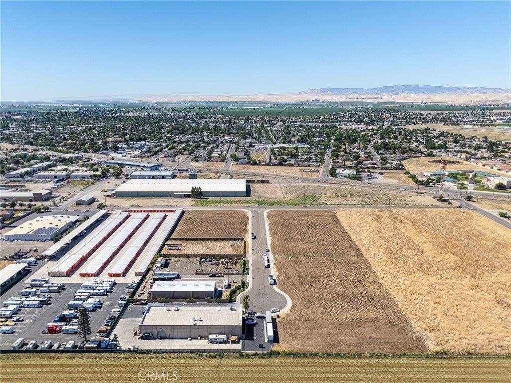 216 Commerce, Los Banos, CA 93635