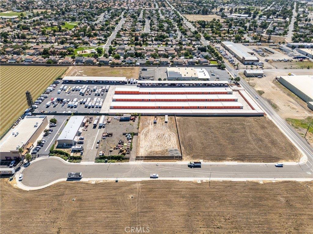 227 Commerce, Los Banos, CA 93635