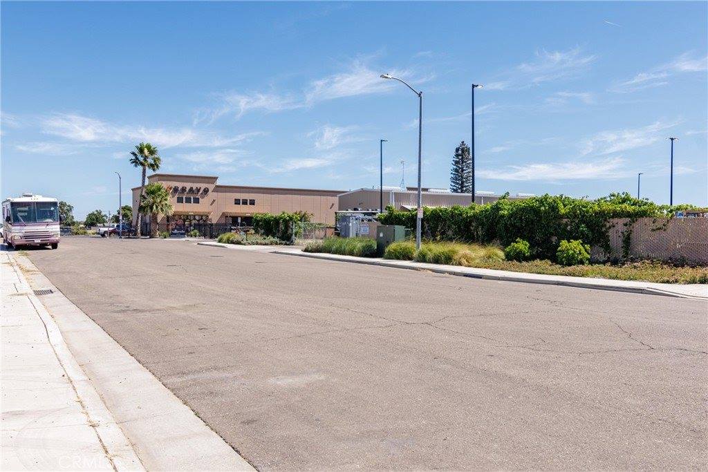 227 Commerce, Los Banos, CA 93635