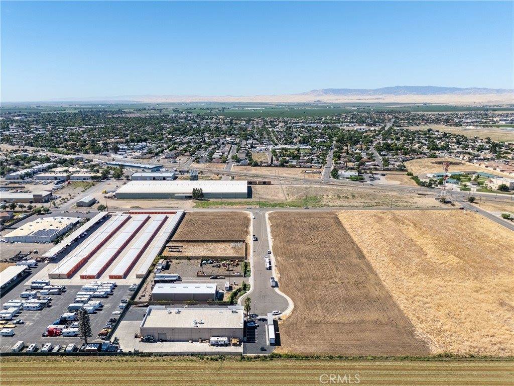 227 Commerce, Los Banos, CA 93635